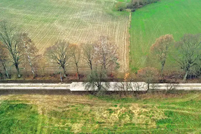 Wewnętrzna droga z kostki brukowej